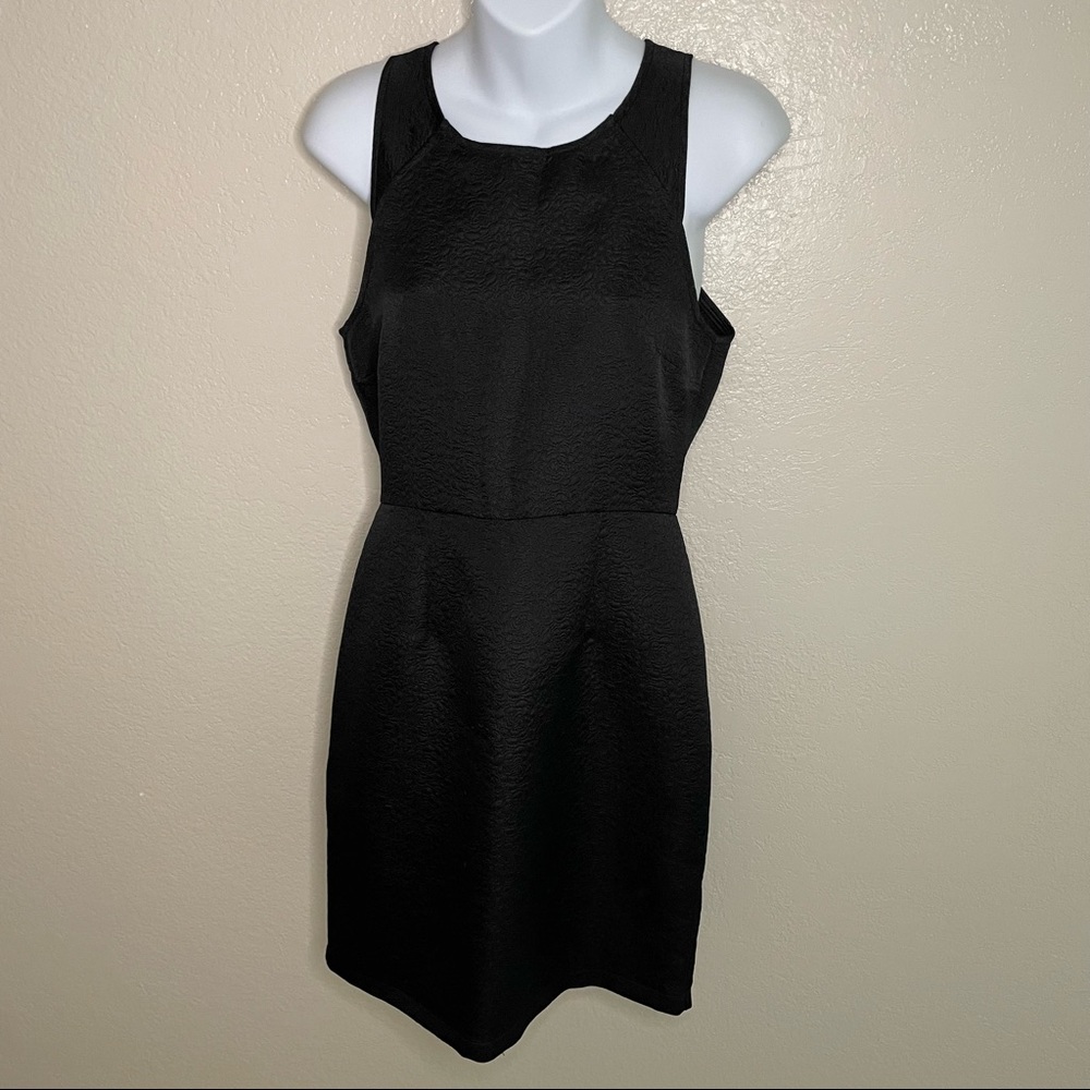 Everly black textured dress size S